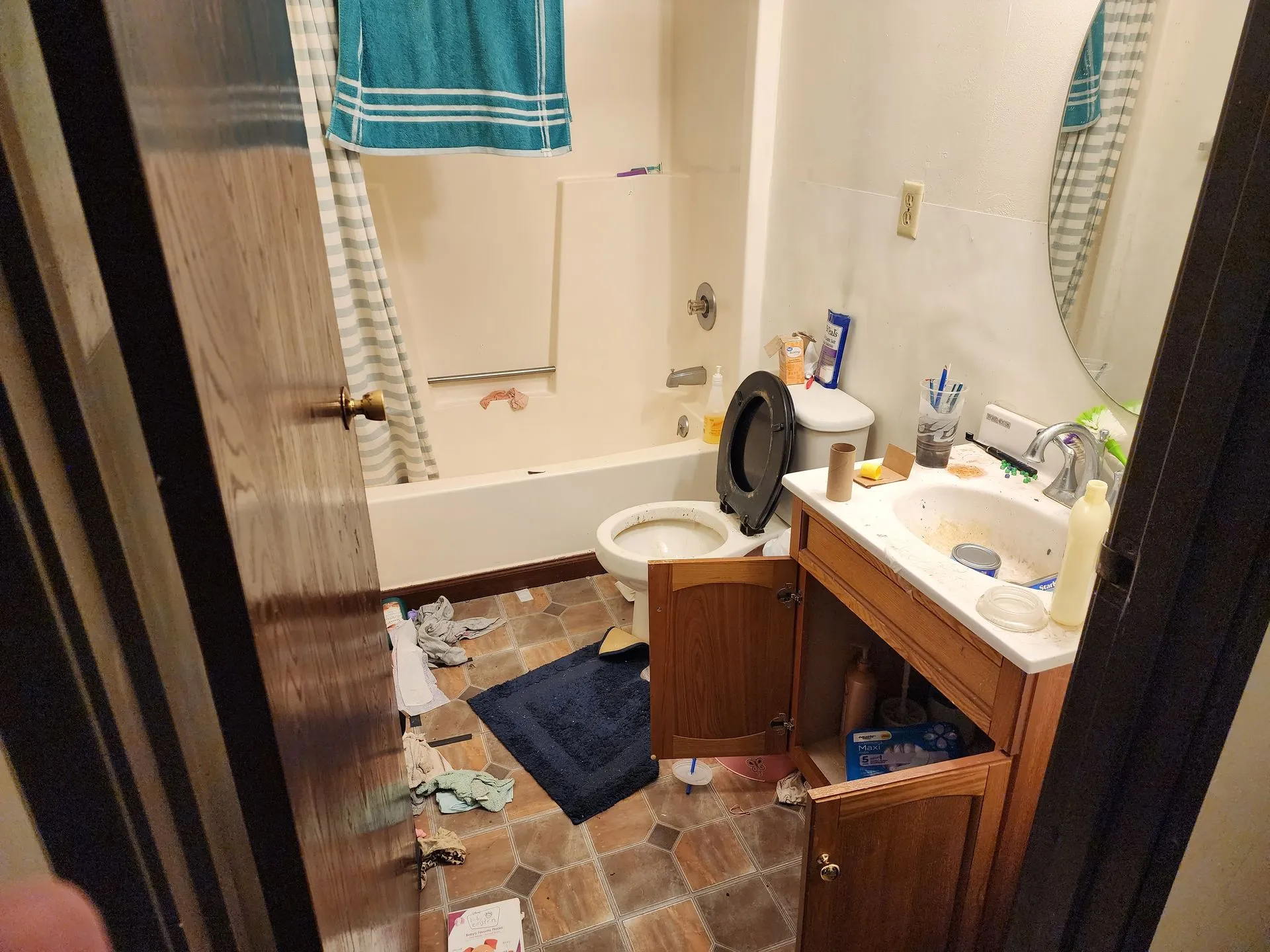 Bathroom+Cleanout+Manitowoc+AFter+-1920w