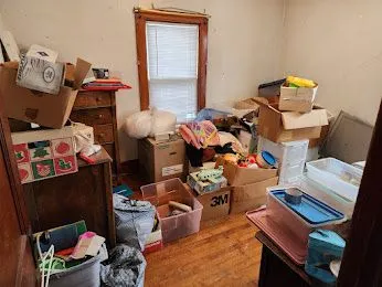 Bedroom+Cleanout+Before-1920w